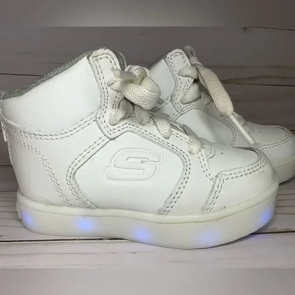 EUC Toddler 5C White Light Up Sketchers - Picture 4 of 5